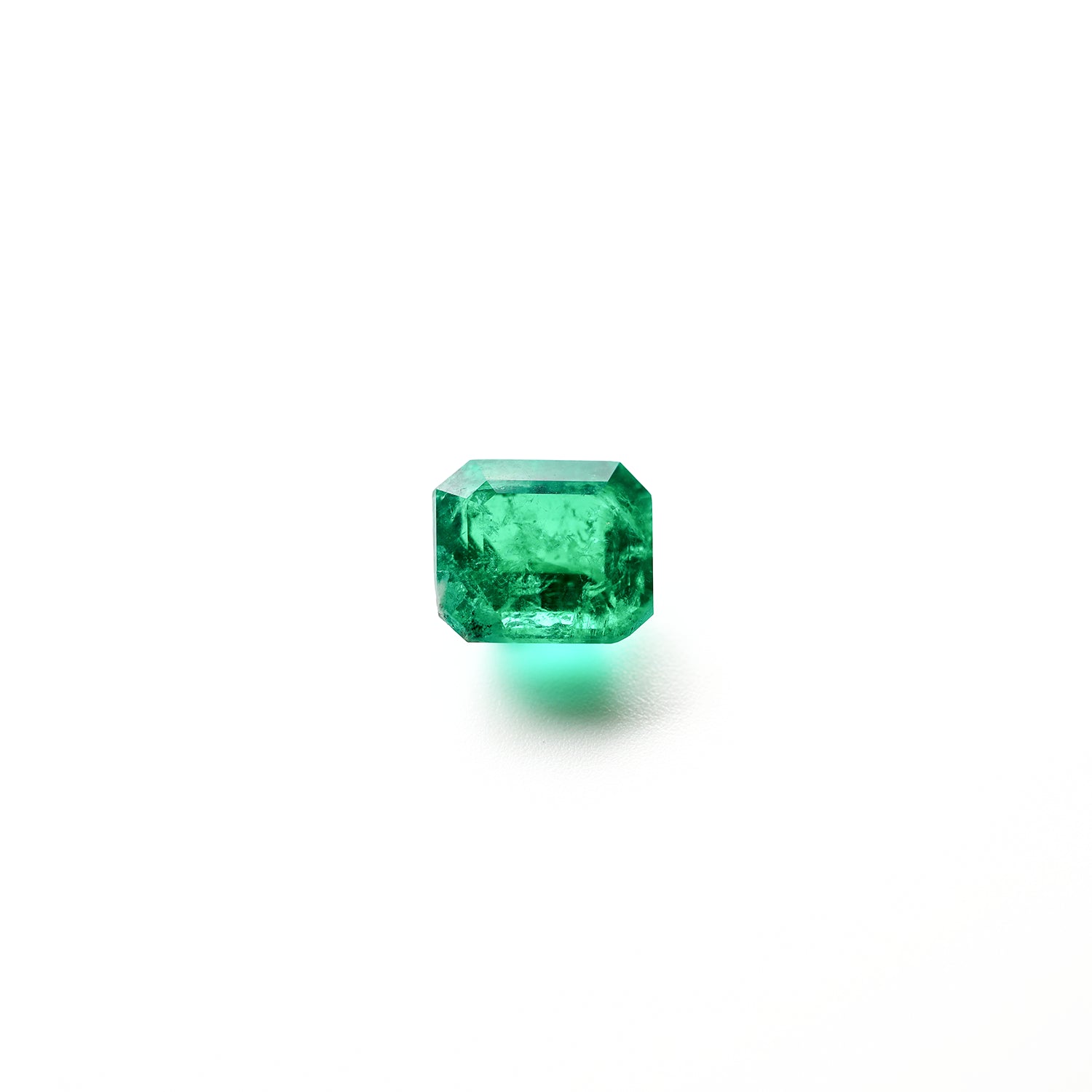 Vivid green 2.1 ct. Emerald
