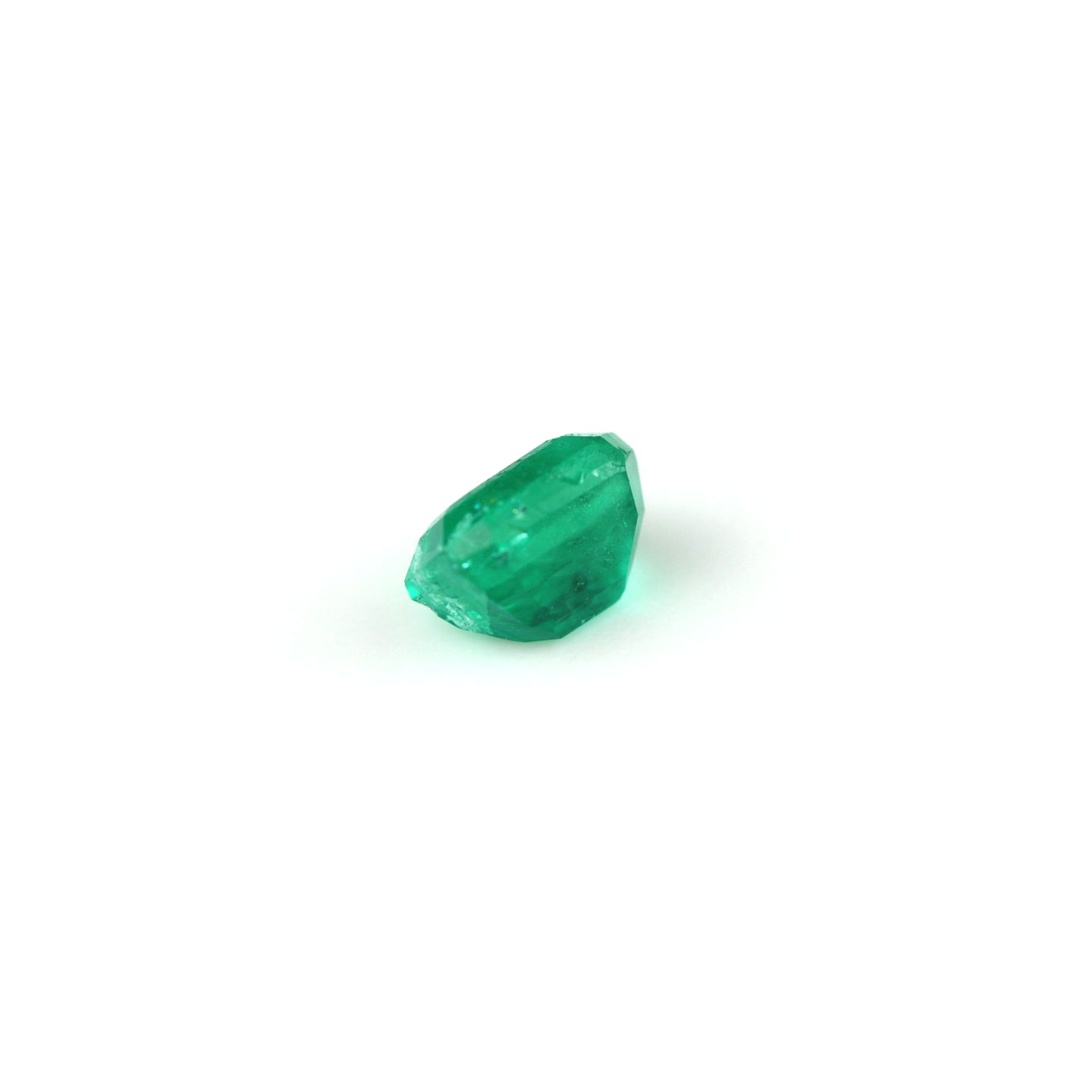 Green 0.85 ct. Emerald