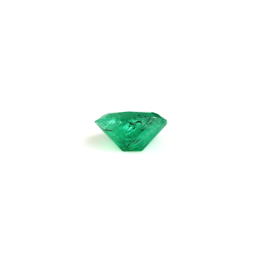 Green 1 ct. Emerald in oval