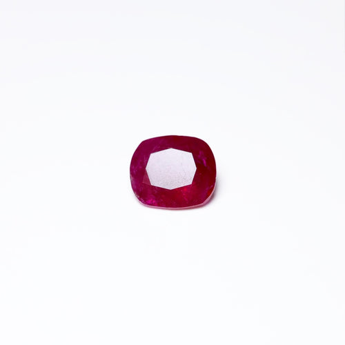 Deep red 2.5 ct. Ruby in cushion cut
