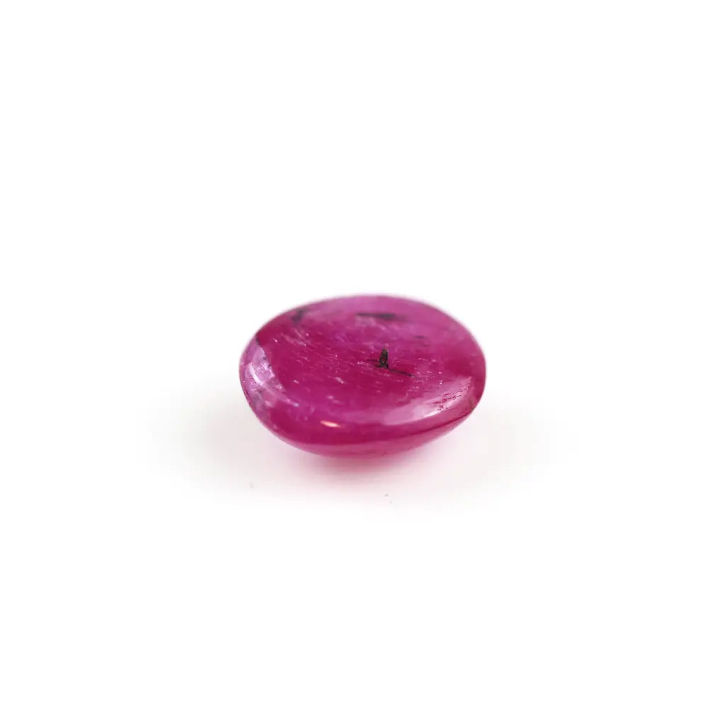 Pinkish red 2.77 ct. Ruby in cabochon
